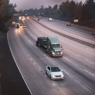 San Diego, CA – Semi-Truck and SUV Wreck on I-15 N/Auto Park Leaves Injuries